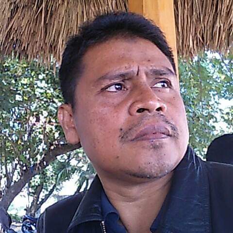 Der Reiseleiter für den Ausflug auf Lombok für die Kreuzfahrt aus den internationalen Cruise Line AIDA Cruise Line, Celebrity Millenium, Royal Caribbean Cruise Line, Holland America Line, Norwegian Cruise Line, Seabourn Odyssey.