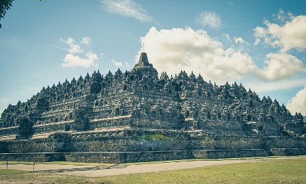 der-tempel-borobudur-auf-jawa